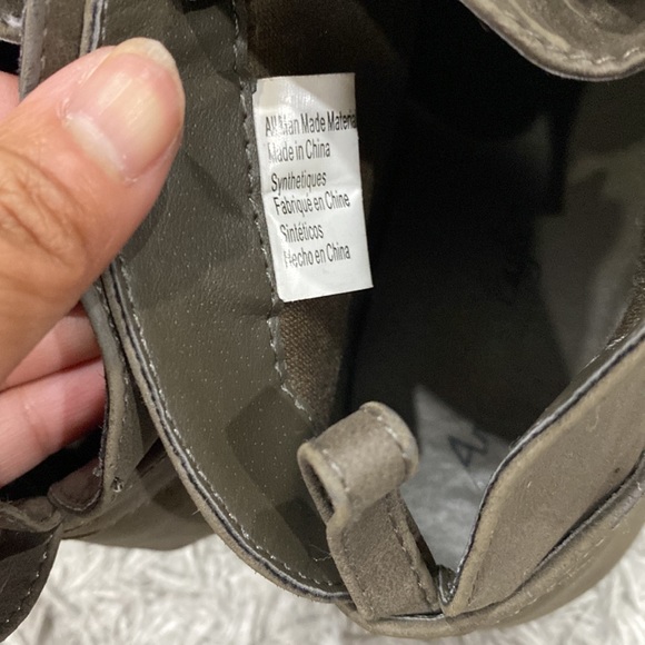 American Eagle Womens Combat Boots (9) - Picture 2 of 7